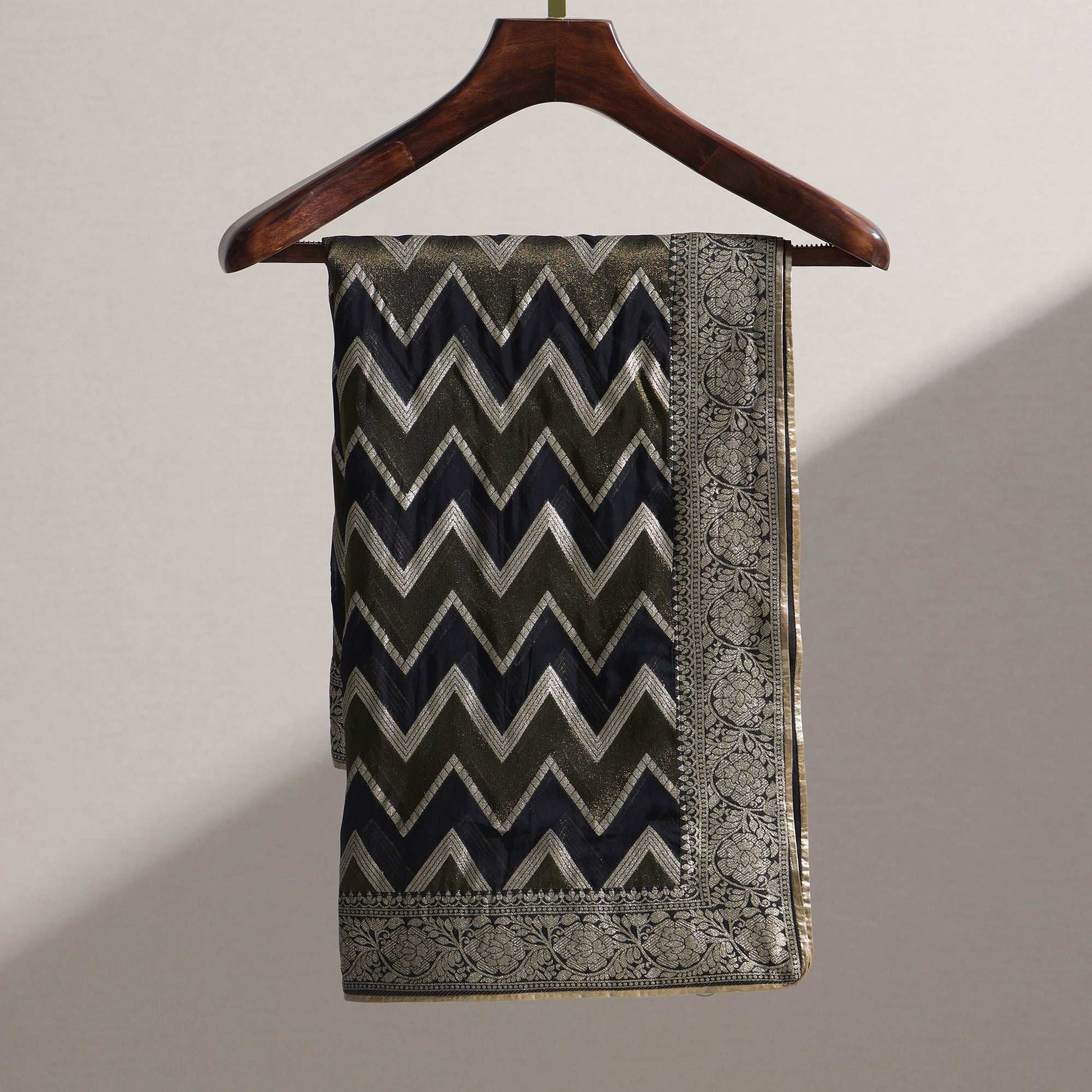 Black and Mehndi Green Organza Dupatta with Zig-Zag Zari Work Dupatta