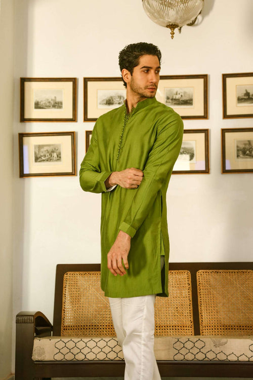 Men's Lustrous Green Kurta with Mandarin Collar Kurta Mid Length Kurta