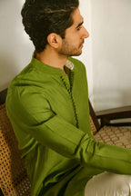 Men's Lustrous Green Kurta with Mandarin Collar Kurta Mid Length Kurta