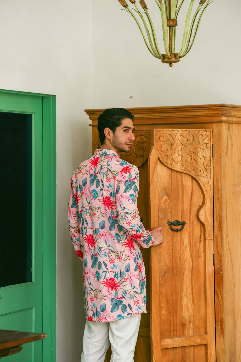 Men's Pink Printed Floral Kurta with Mandarin Collar