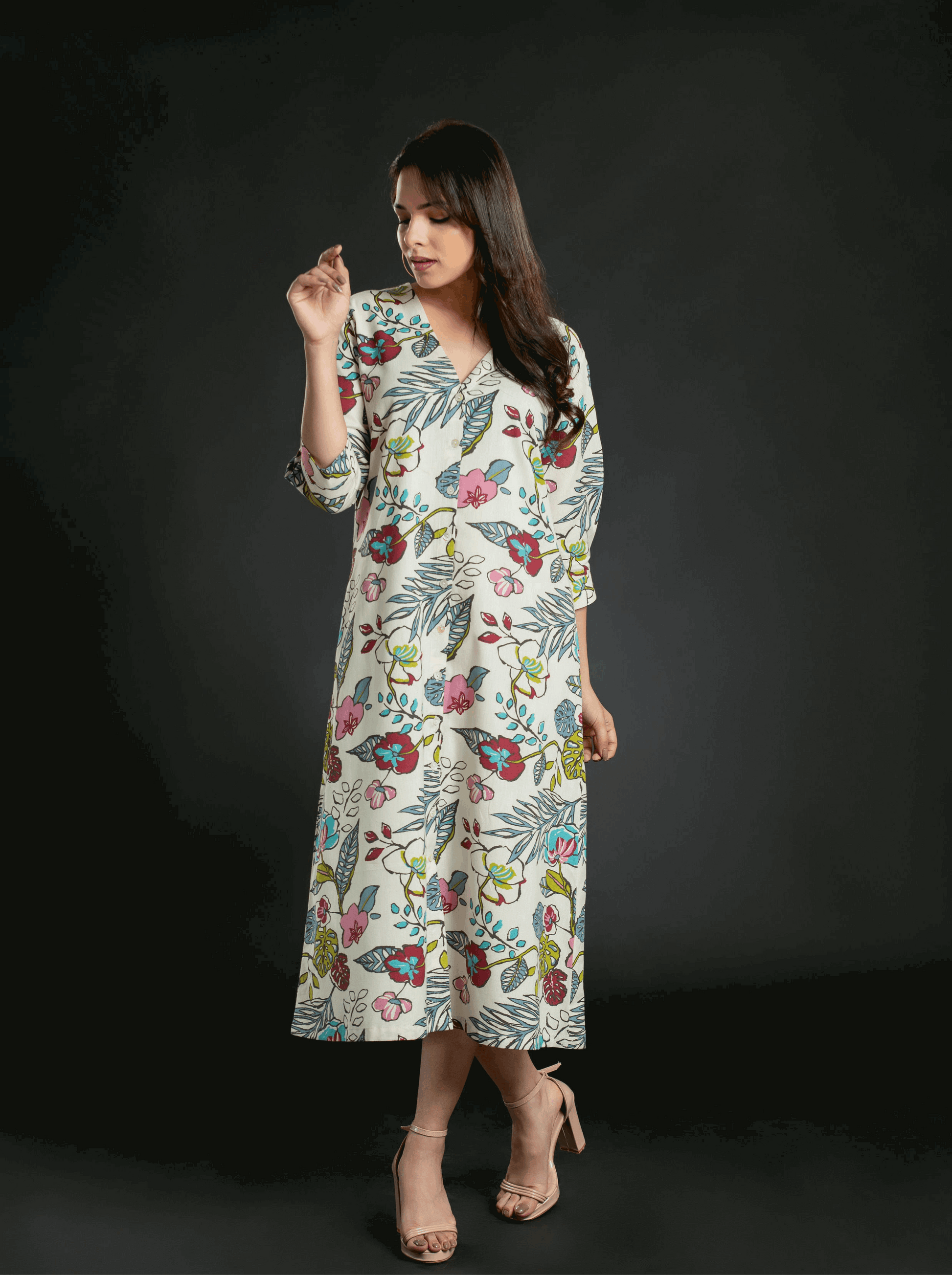 Women's Beige Floral V-Neck Midi Dress Midi Dress