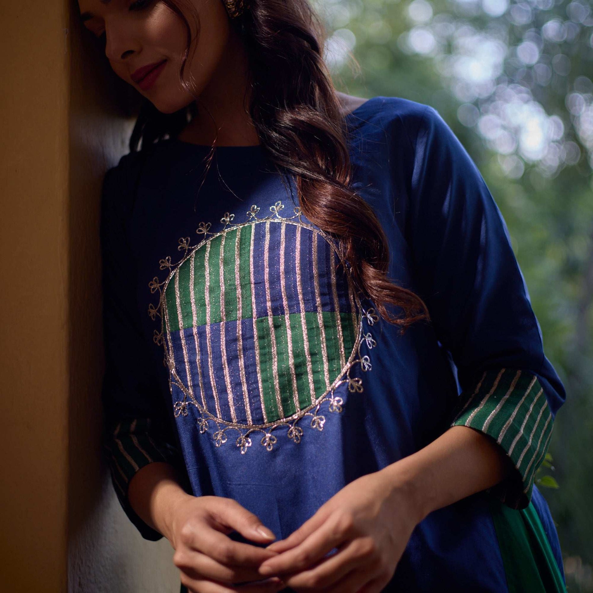 Aiyana - Traditional Geometric Pattern Silk Woven Women Suit Fusion Kurta Set Fusion Kurta Set