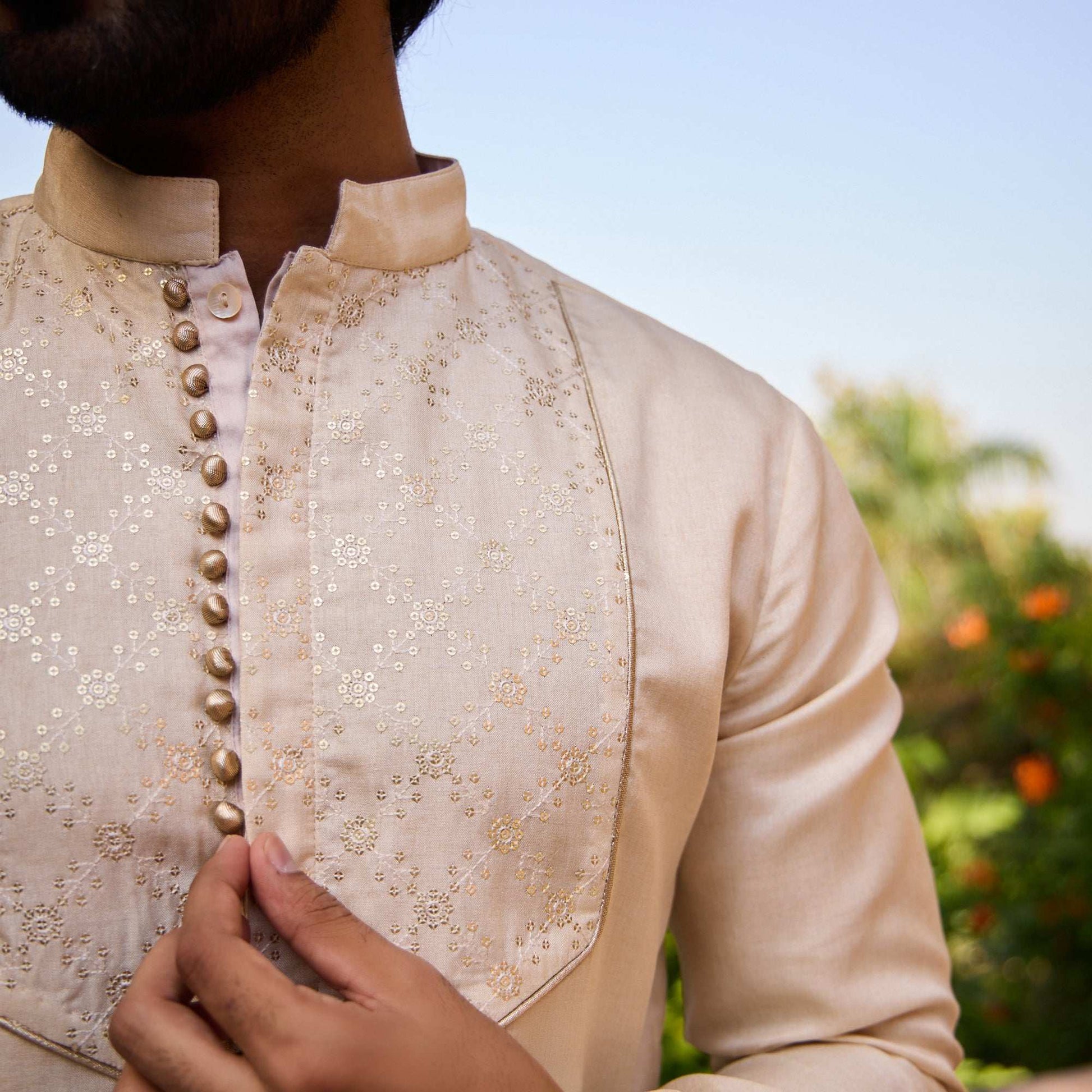 Dilshaad & Dilnaaz - Embroidered Leaf & V-Neckline Twin Set Twinning Statement