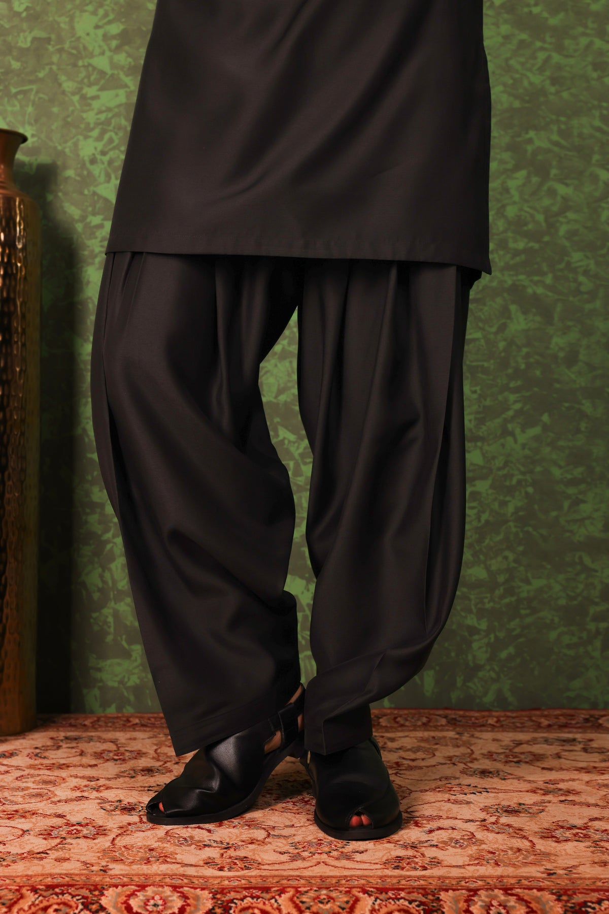 Parvaaz - Men's Embroiderd Black Kurta Salwar Set