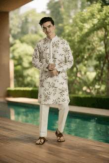 Floral Linen Kurta Set With Anchor Thread Embroidery