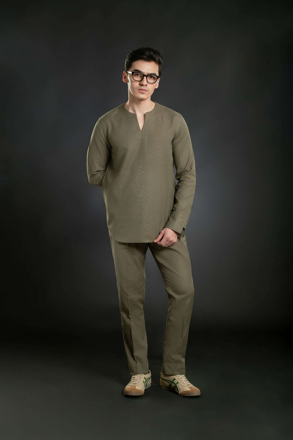 Minimal V-Neck Linen Co-Ord Co-Ord Set