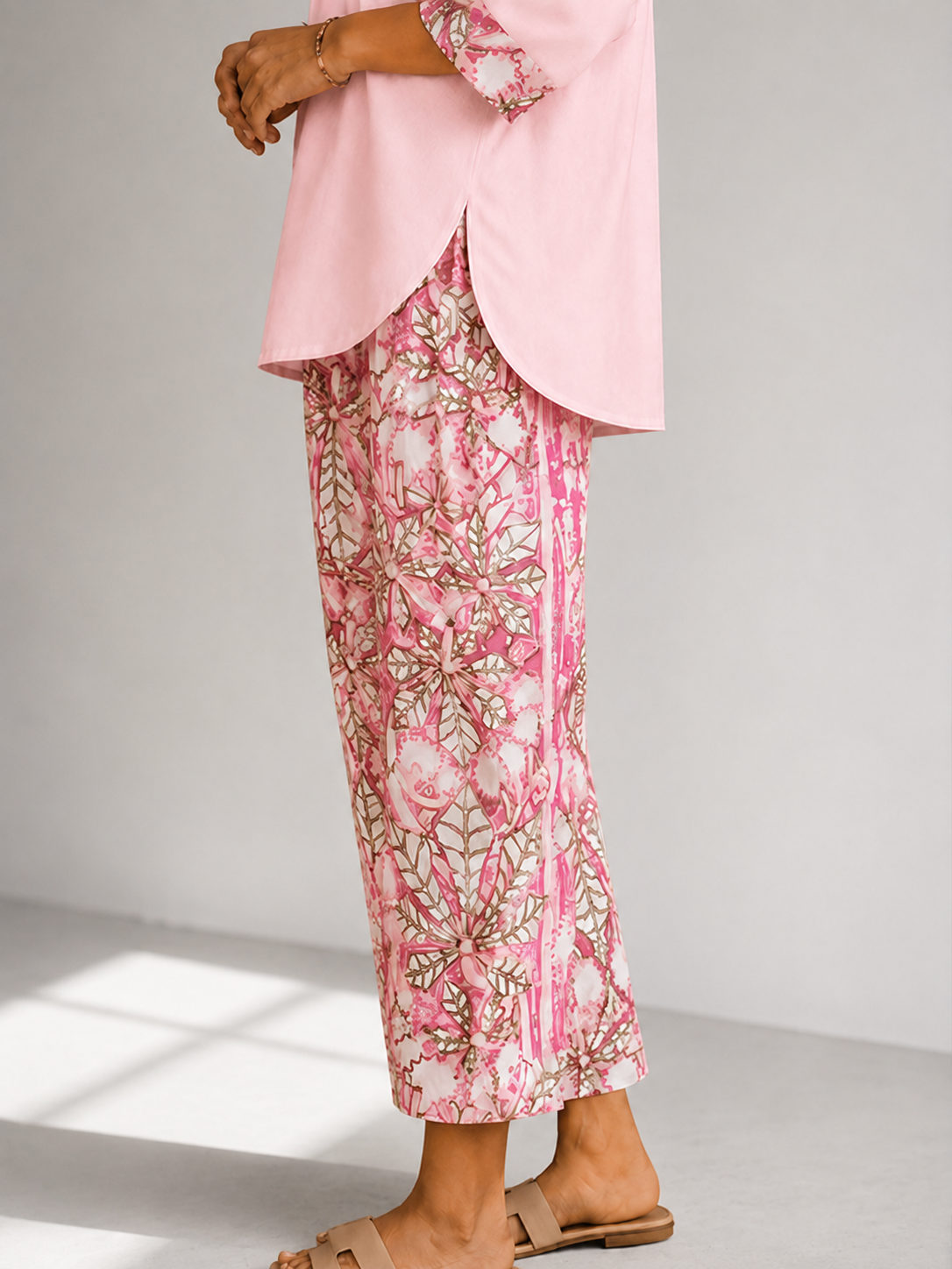 Curved Hem Relaxed Kurta with Printed Salwar - Baby Pink