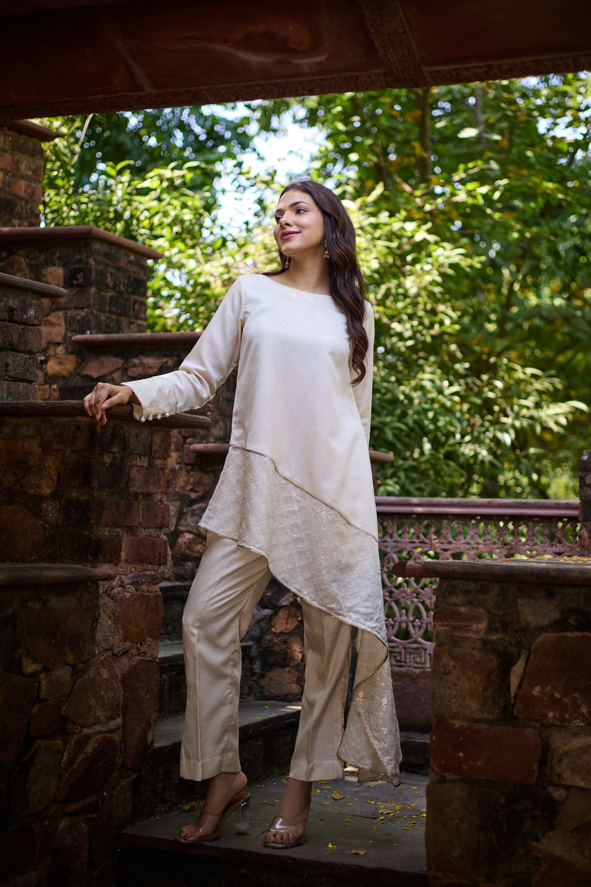 Faiz & Fiza - Band Collar & One-Sided Men Women Twin Set Twinning Statement