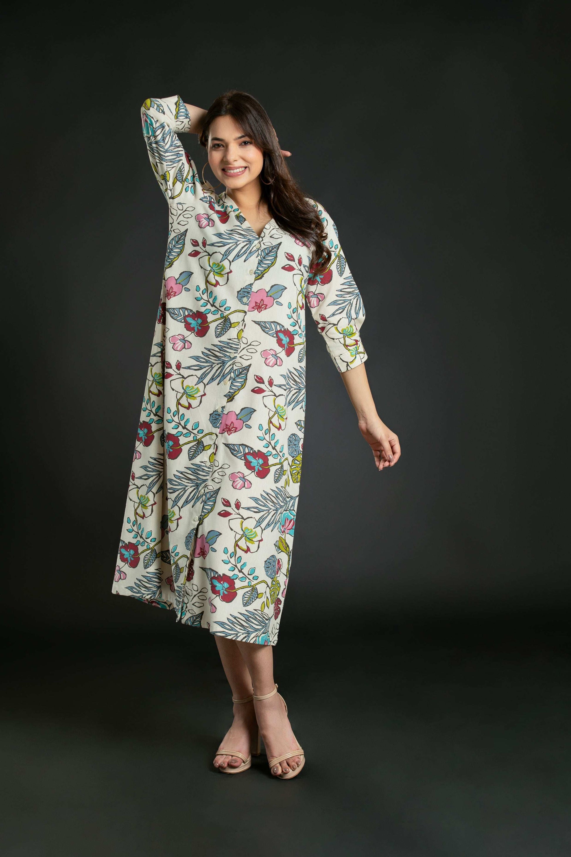 Women's Beige Floral V-Neck Midi Dress Midi Dress