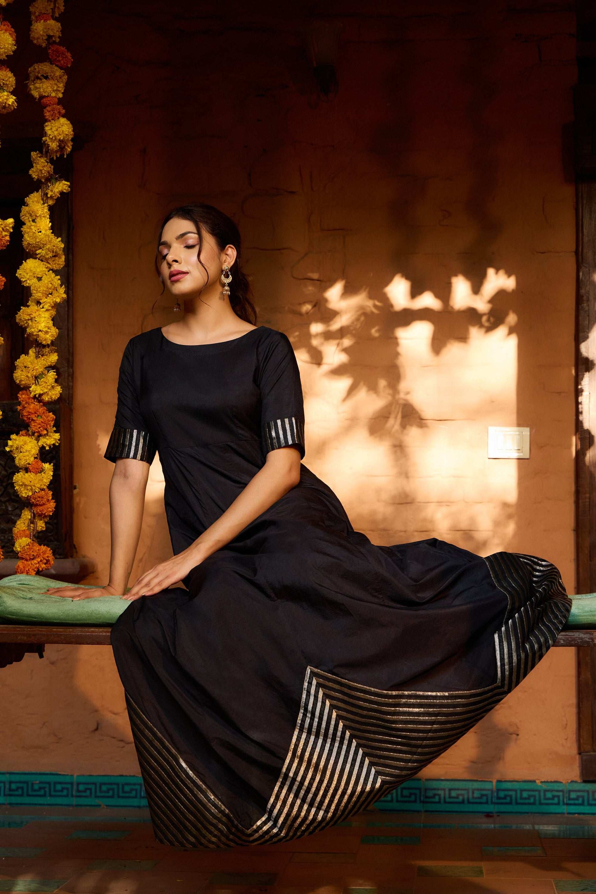 Heera & Hunar Vertical Striking Temple Stripes Design Twin Set Twinning Statement