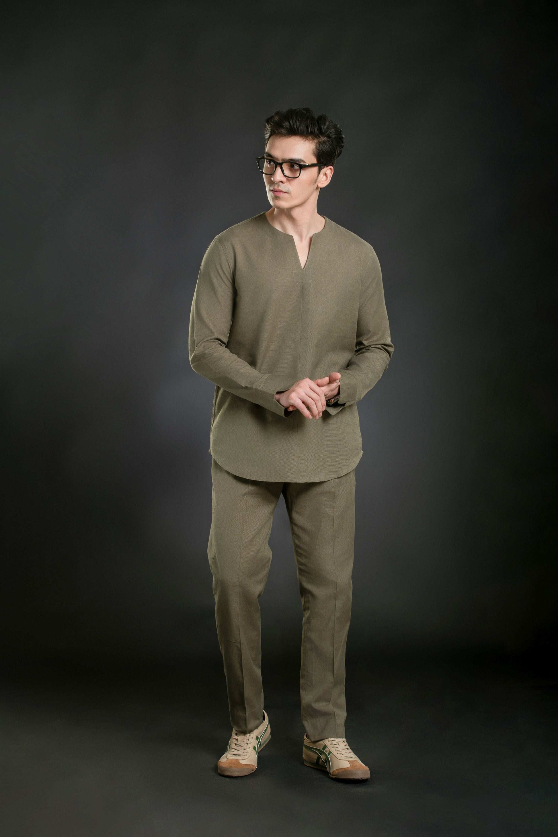 Minimal V-Neck Linen Co-Ord Co-Ord Set