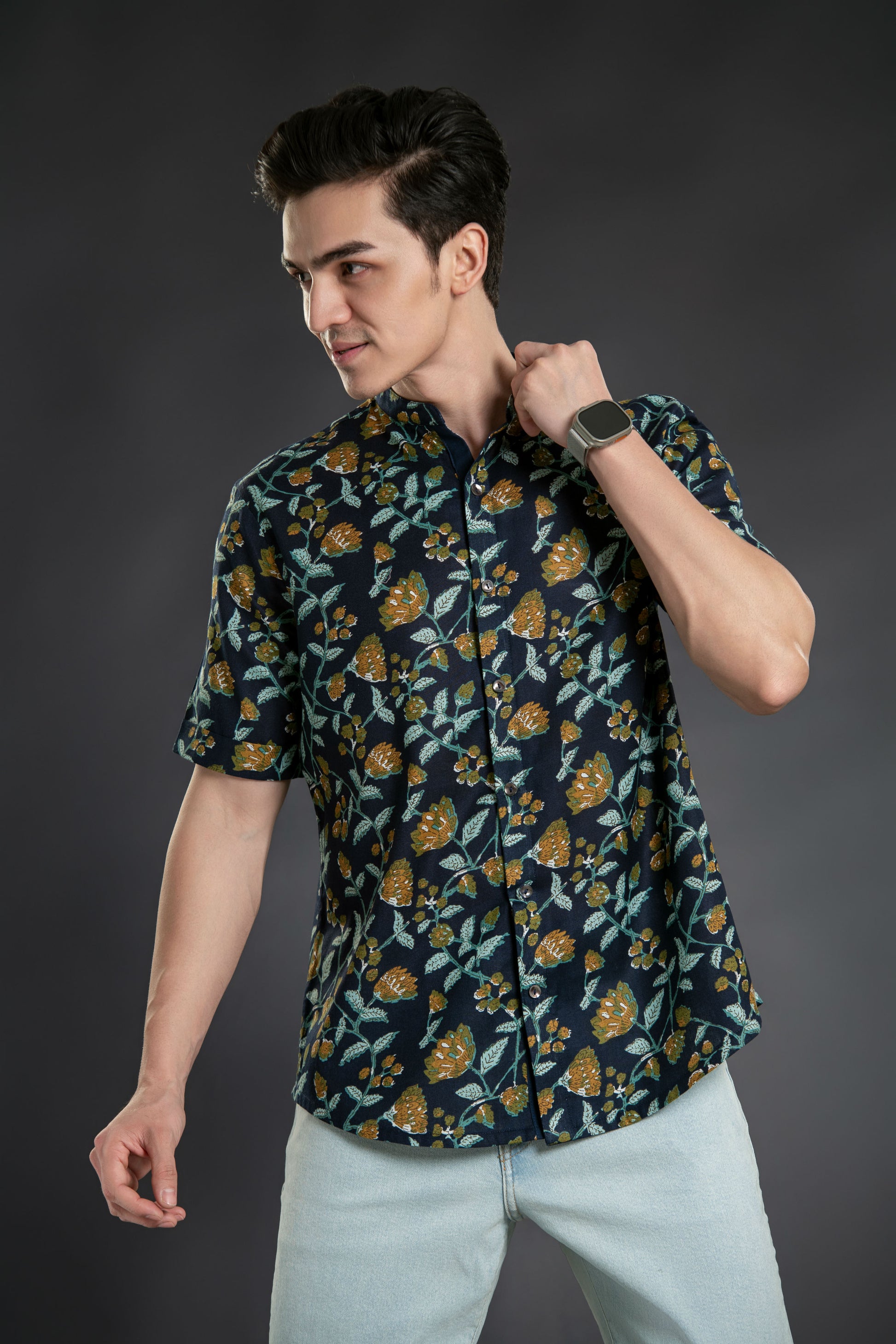 Stylish everyday loral shirt