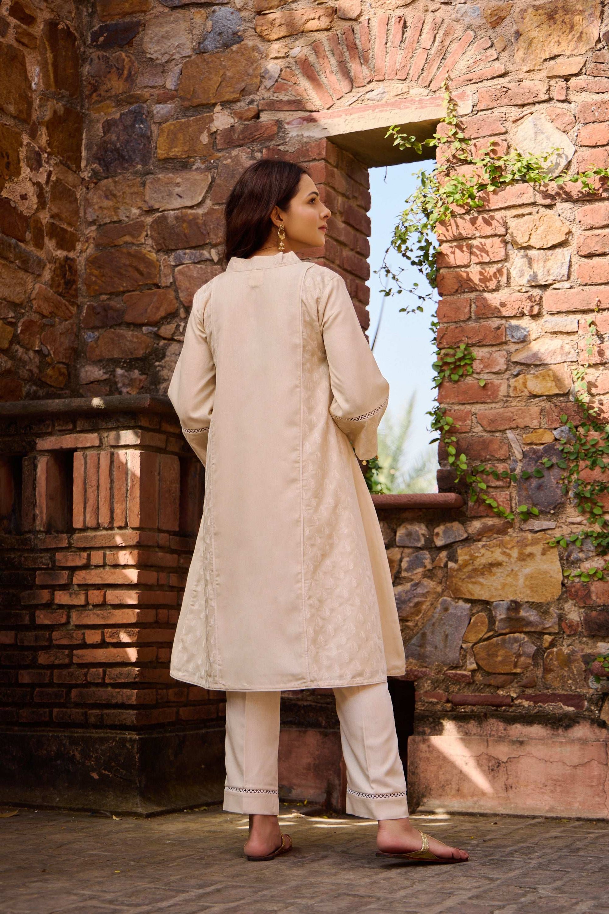 Dilnaaz - V-Neckline 3/4 Sleeves Tussar Silk Women Anarkali Short kalidaar suit Short kalidaar suit