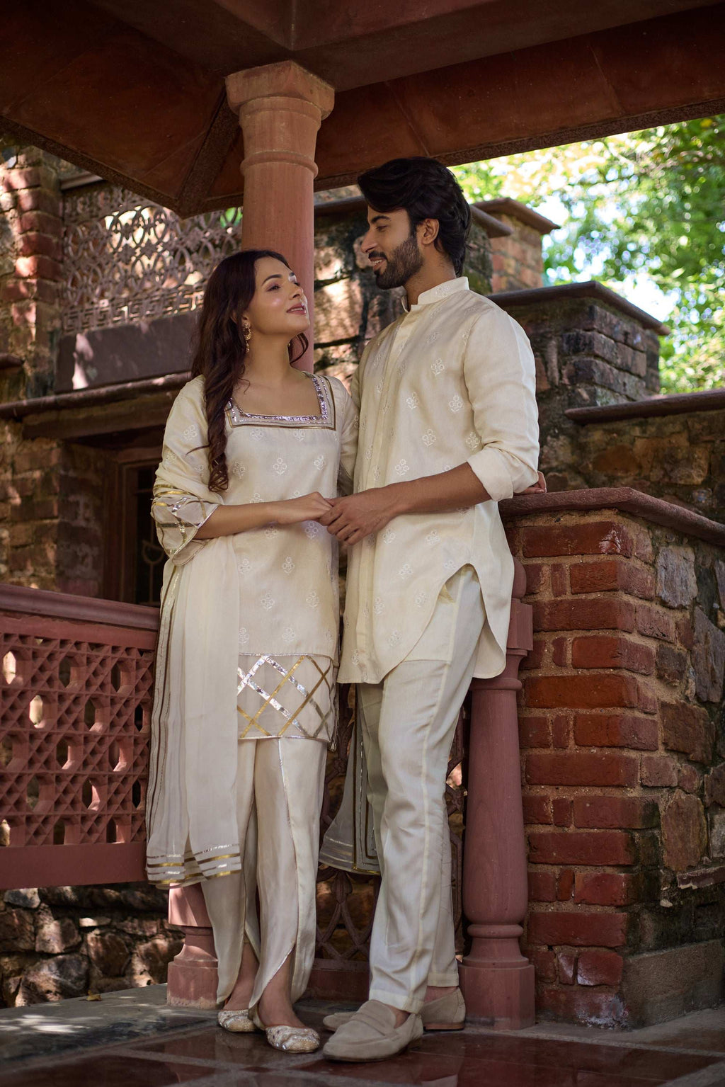 Arham & Ruhani - Mandarin Collar & Square Neckline Twin Set Twinning Statement