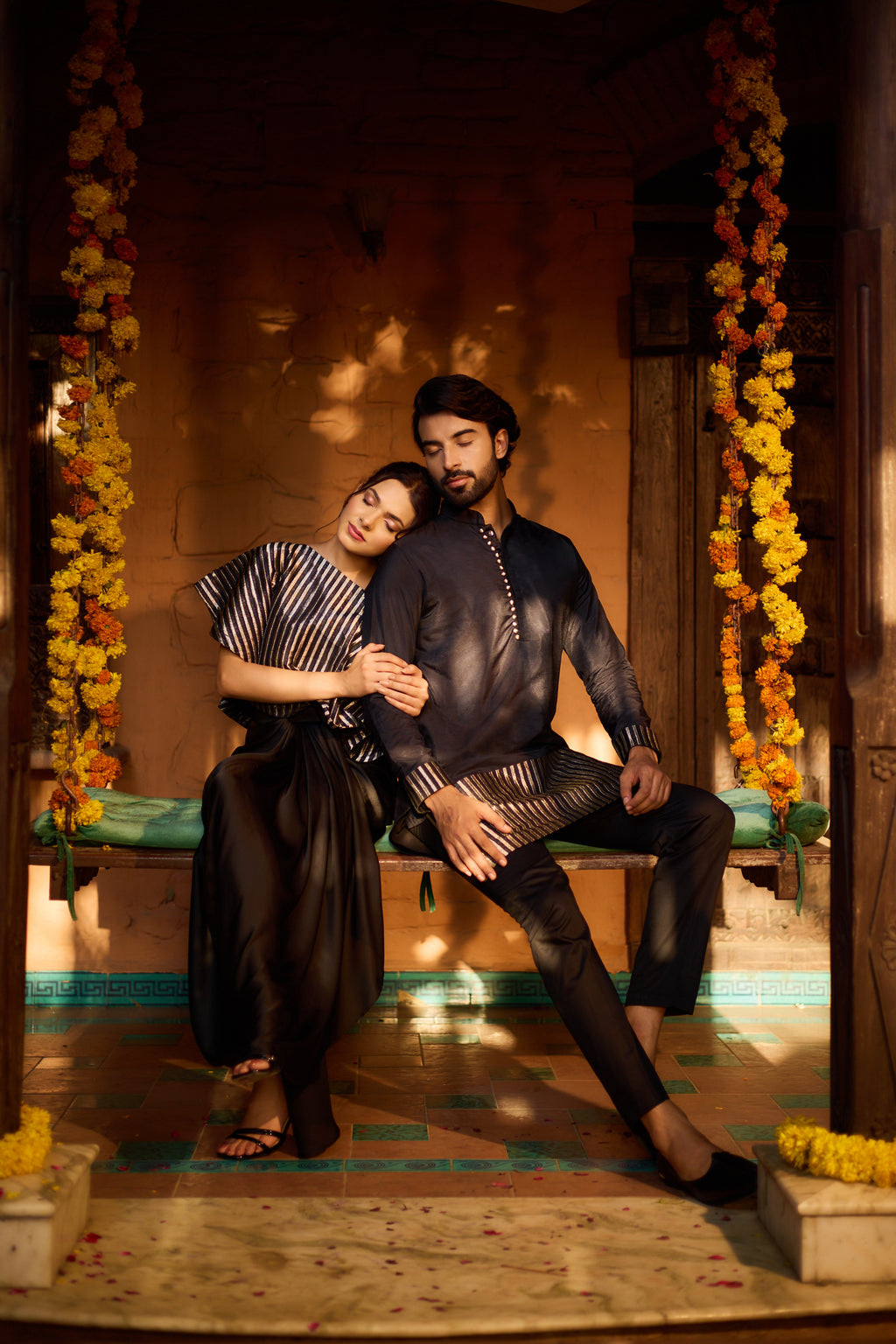 Mannat & Zoya - Vertical Stripes Collar Design Black Twin Set