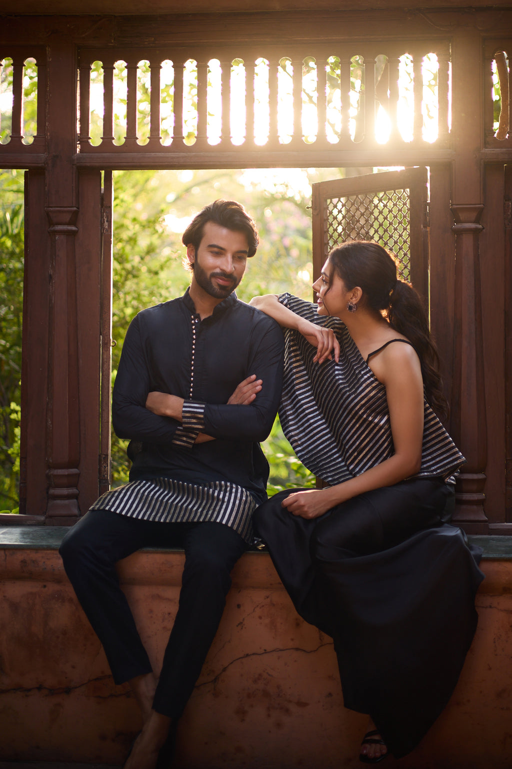 Mannat & Zoya - Vertical Stripes Collar Design Black Twin Set