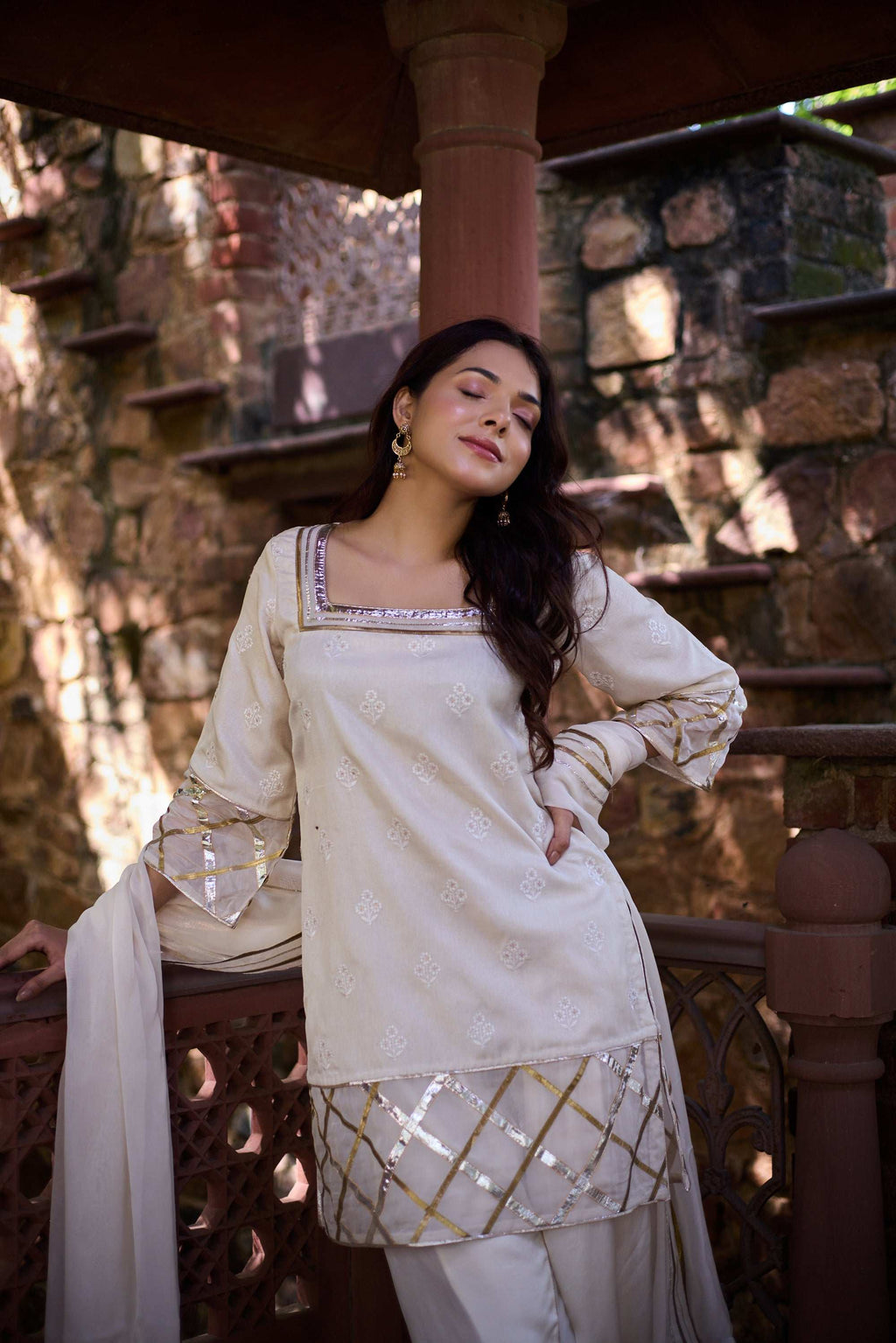 Arham & Ruhani - Mandarin Collar & Square Neckline Twin Set Twinning Statement