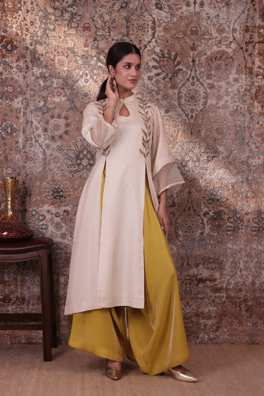 Aabroo - Women's Beige & Lime Green Long Kurta Set
