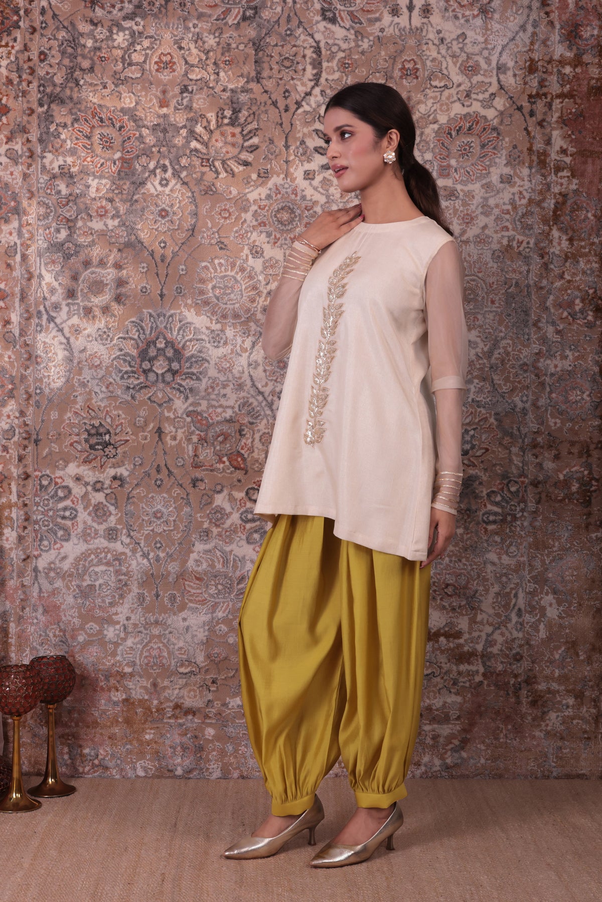 Rida - Women's Beige & Lime Green Short Kurta Set