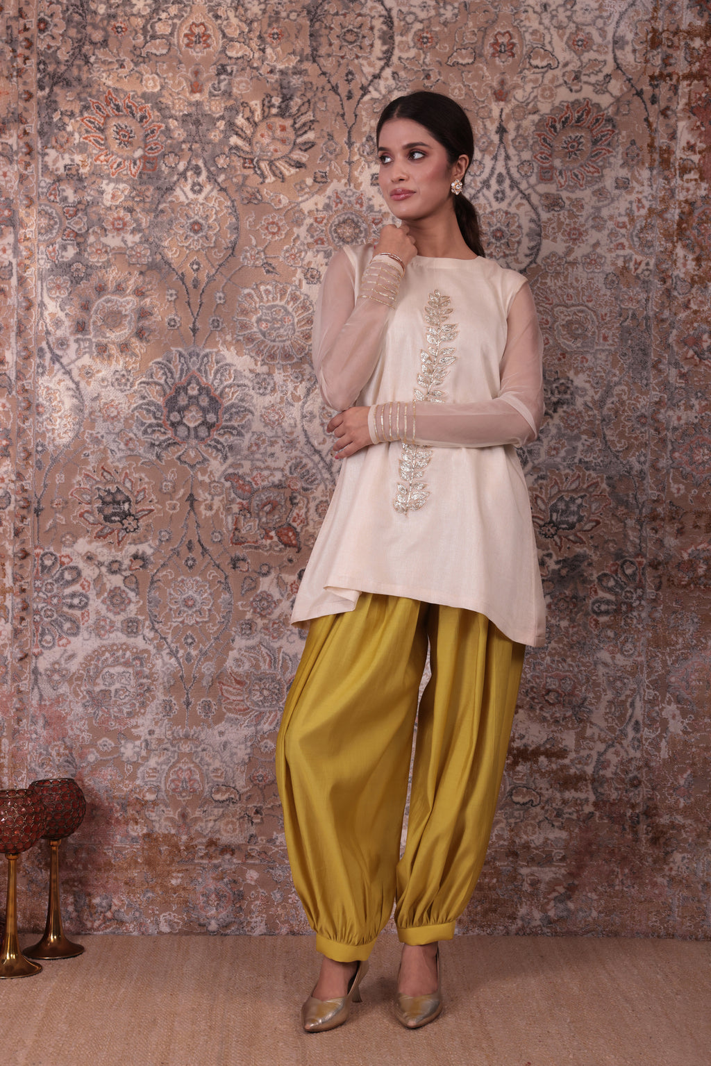 Rida - Women's Beige & Lime Green Short Kurta Set